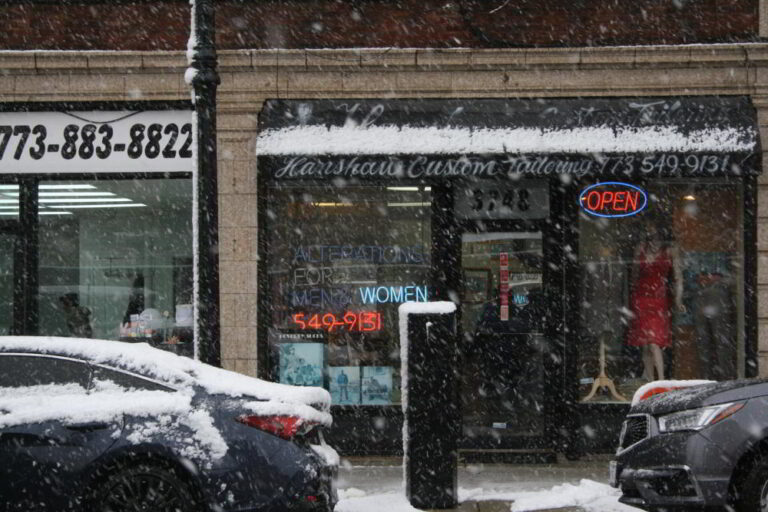 Chicago in February [Weather, What to Wear, Activities, Tips]