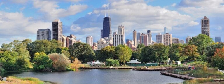 Chicago in September [Weather, What to Wear, Tips From a Local]