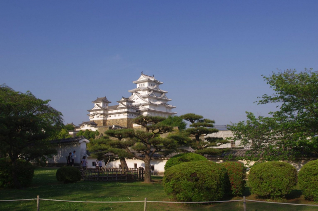 himeji-castle7_by_Akira-Nishiyama